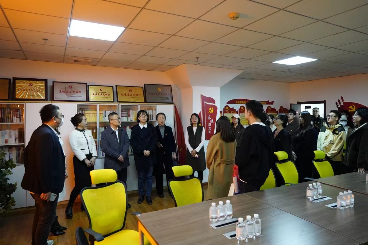 1711670259393240.jpg 1711670259393240.jpg